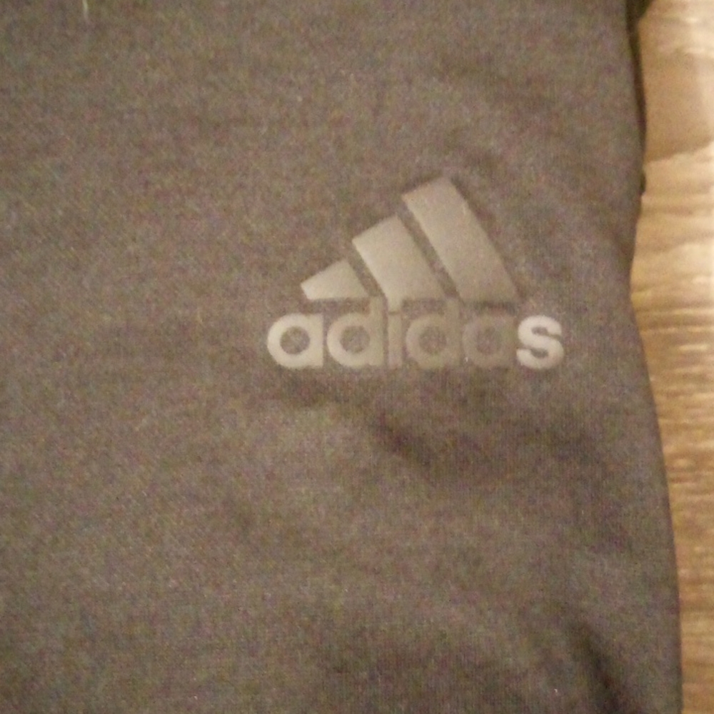Adidas pullover - Picture 2 of 5